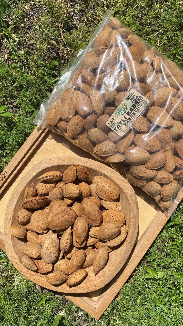 Badem / Tatlı Kabuklu 1 Kg