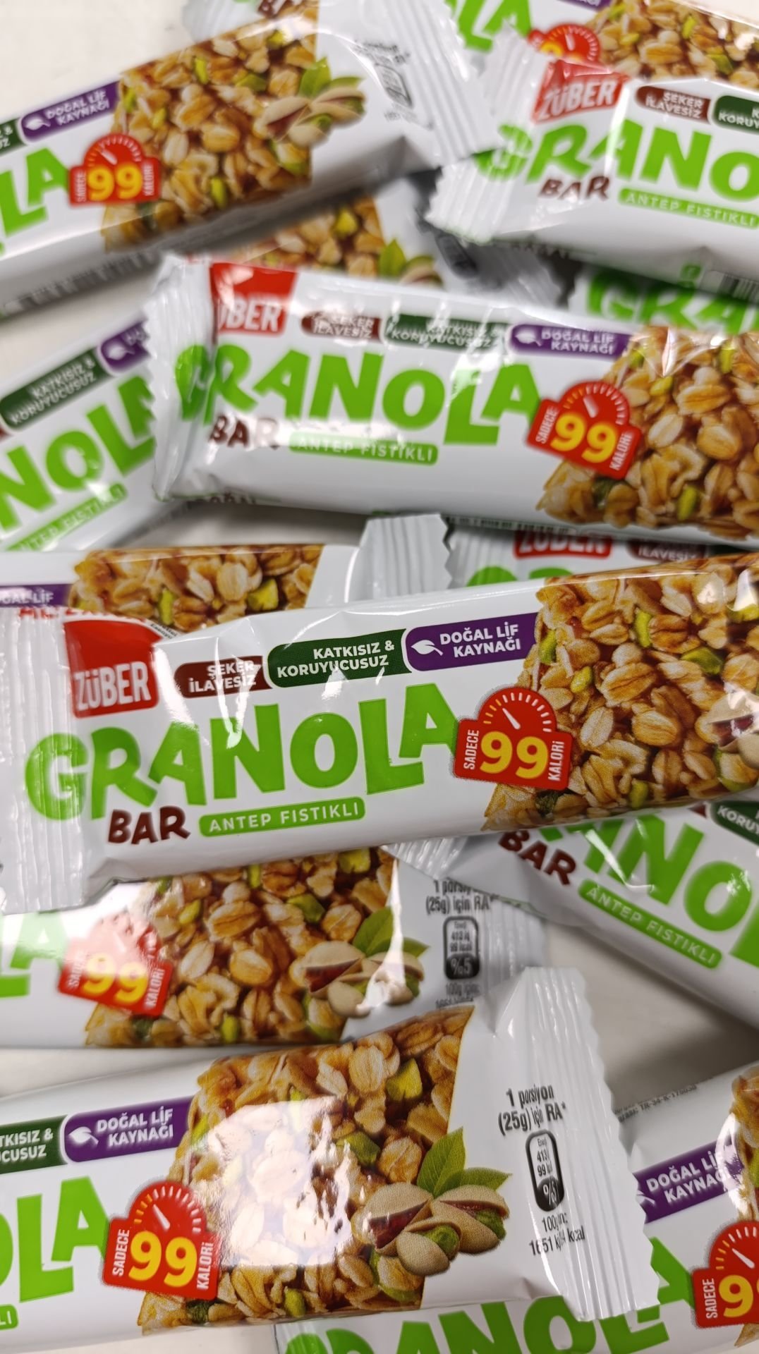 Züber granola bar Antep fıstıklı
