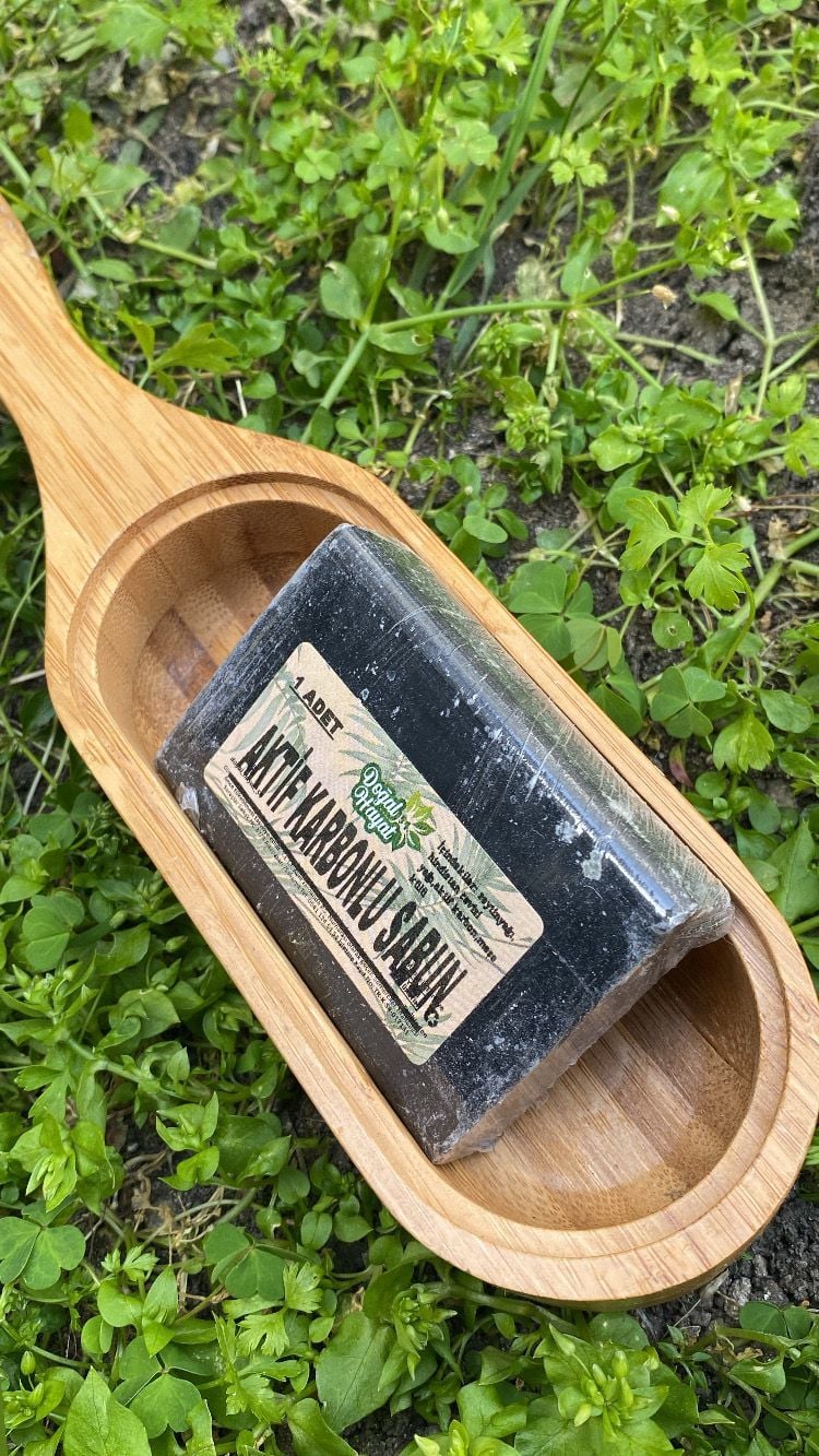 Aktif Karbonlu Sabun