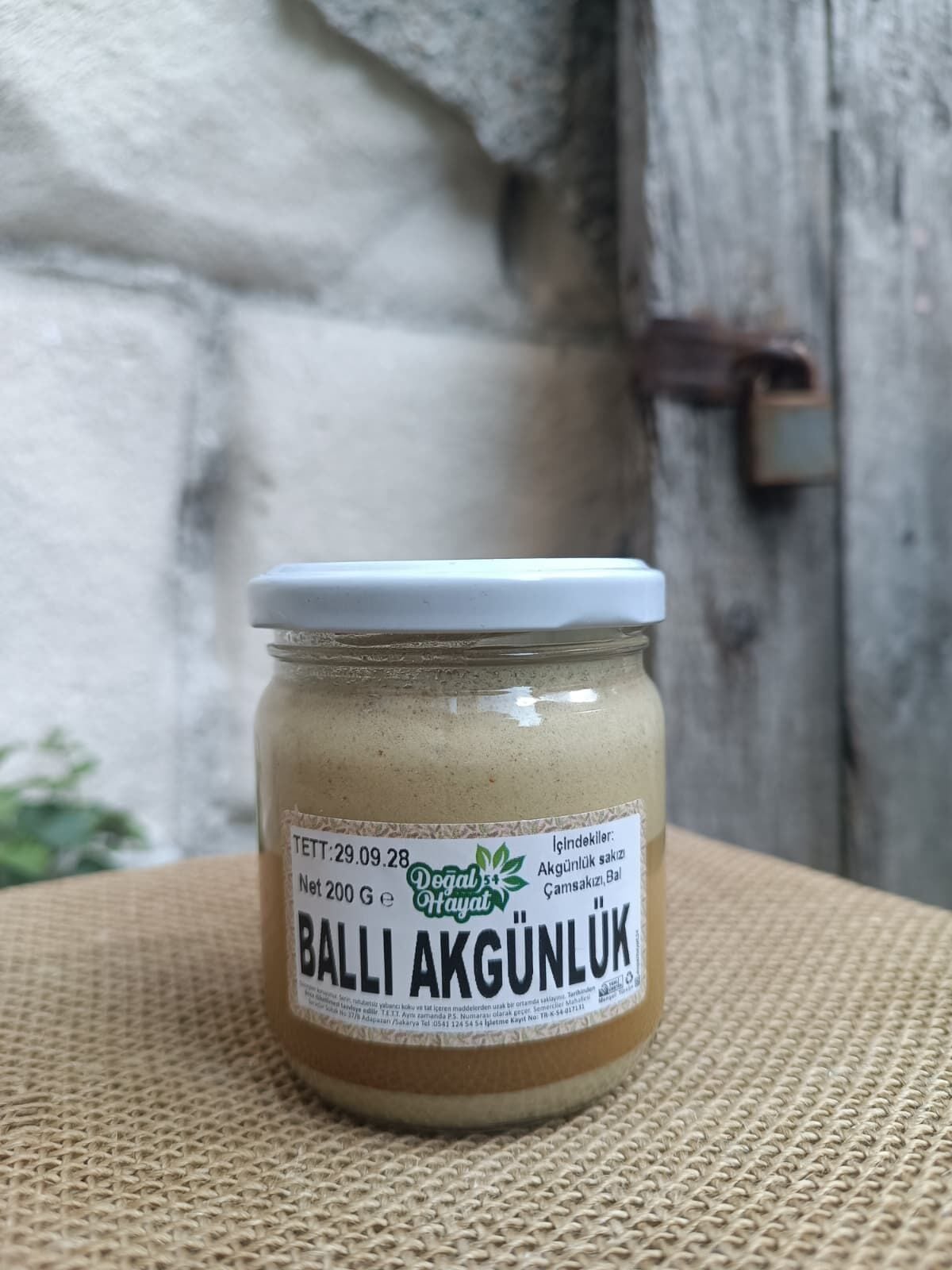 BALLI AKGÜNLÜK SAKIZI  200 GR