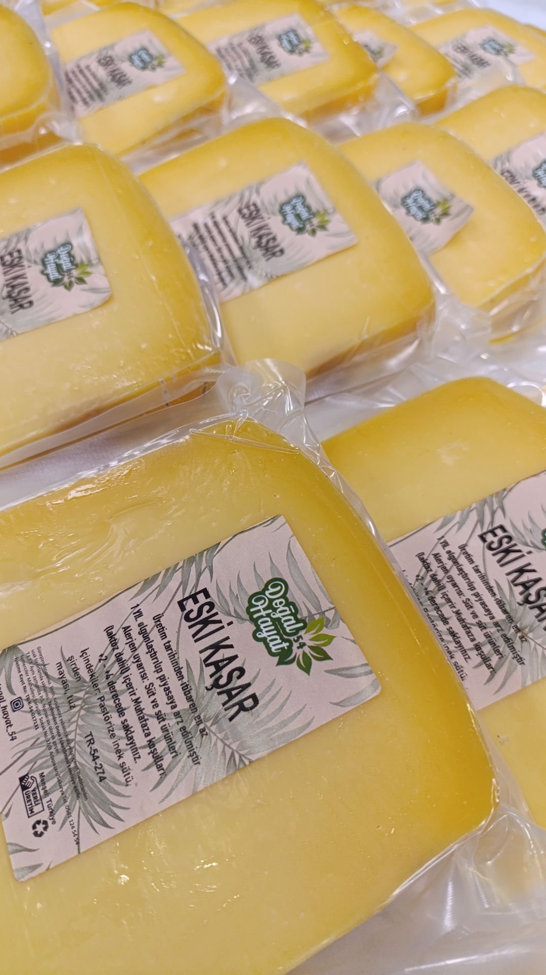 Eski Kaşar 350-380 GR / Şirden Mayalı