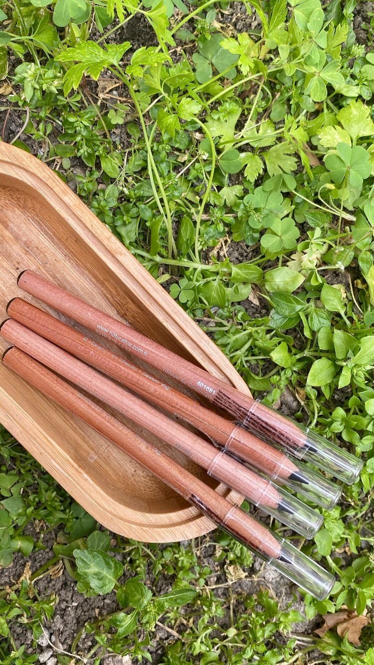 NATURALİVE GÖZ KALEMİ ADET